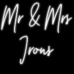 Custom Neon | Mr & Mrs
Irons